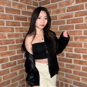 Meet your Posher, Robin